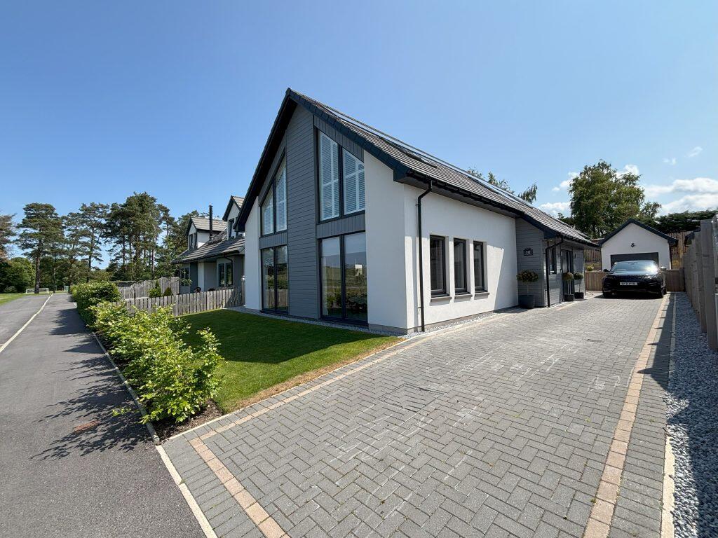 Main image of property: 10 Davidson Place, Dyke, Forres IV36 2AE