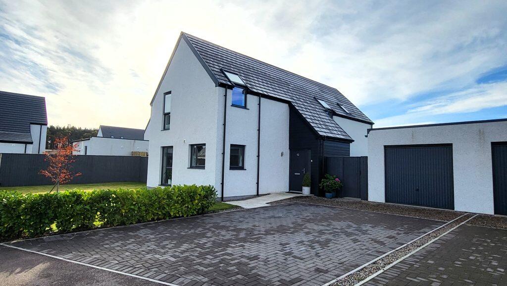 Main image of property: 12 MacLeod Gardens, Croy, Inverness, IV2 5JT