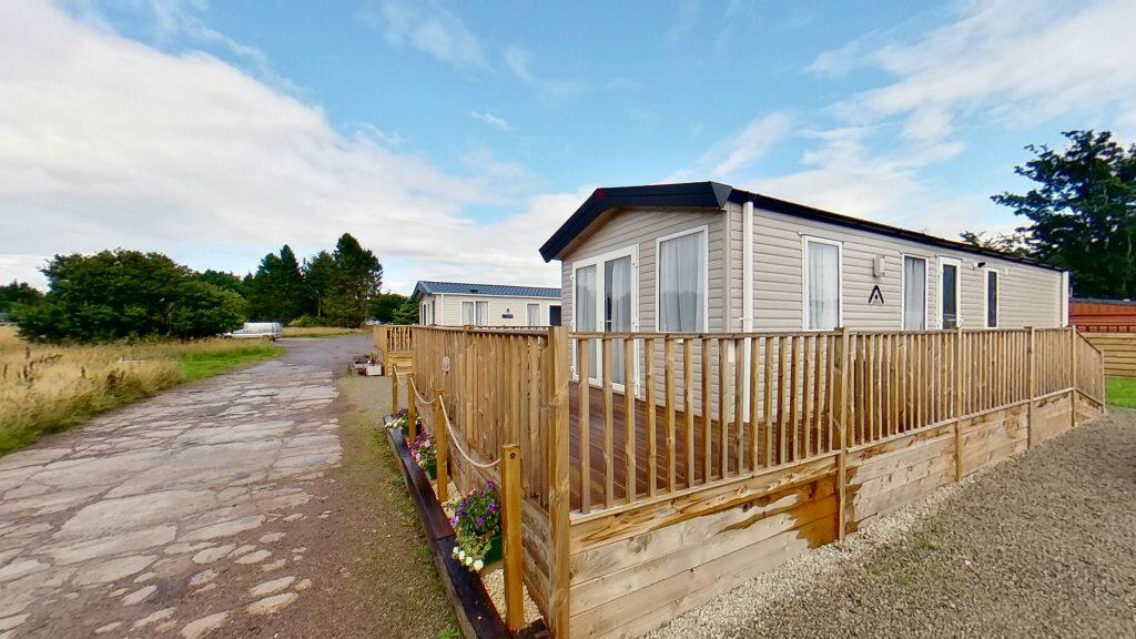 2 bedroom property for sale in Rainbow Lodge, Riverview Country Park