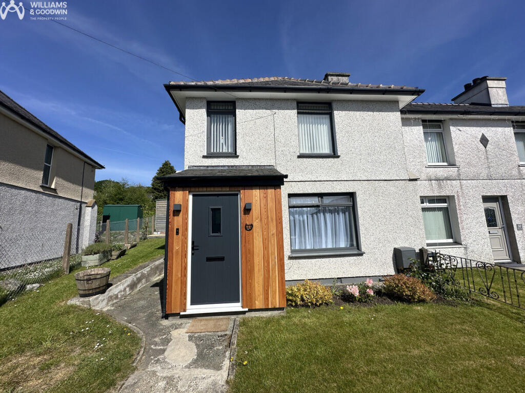 Main image of property: Adwy'r Nant, Bangor, LL57