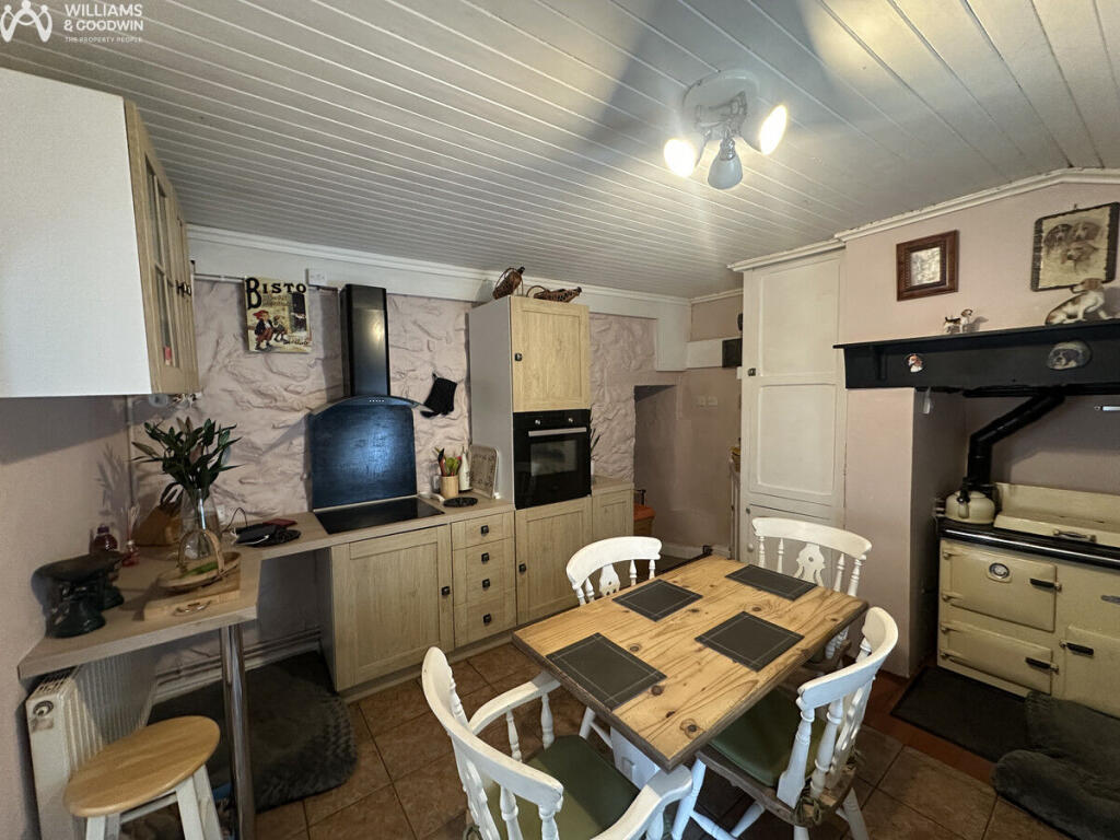 Main image of property: Lon Y Grisiau, Pentir, Gwynedd, LL57