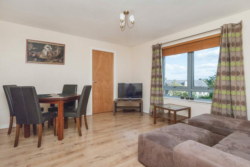 1 bedroom flat for rent in 2439L – Restalrig Drive, Edinburgh, EH7 6JX, EH7