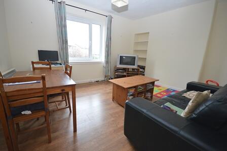 2 bedroom flat for rent in 1017L – West Pilton Rise, Edinburgh, EH4 4UQ, EH4
