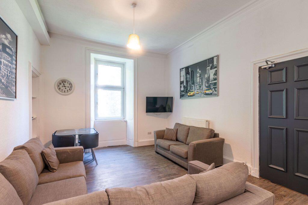 Main image of property: 71P – Great Junction Street, Edinburgh, EH6 5HX