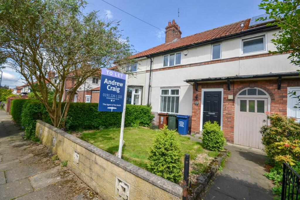 3 bedroom terraced house for rent in Briarwood Avenue, Gosforth, NE3