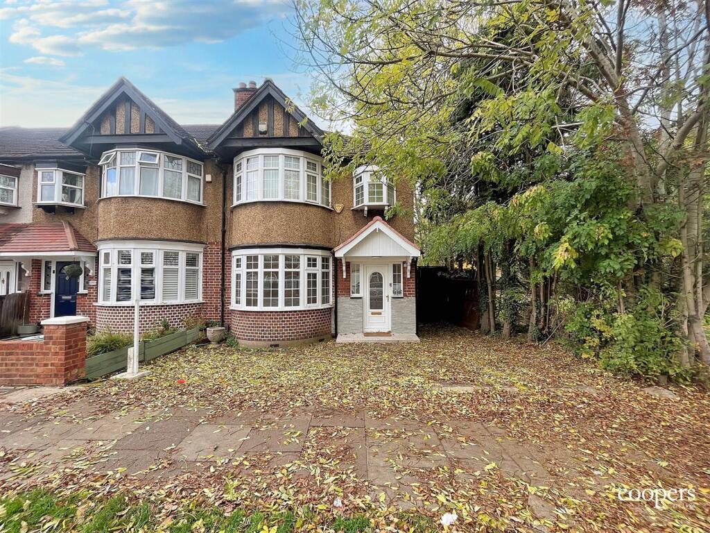 Main image of property: Victoria Road, Ruislip, HA4