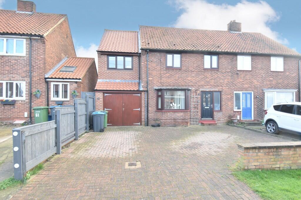 4 bedroom semidetached house for sale in The Crescent, Northallerton, DL6