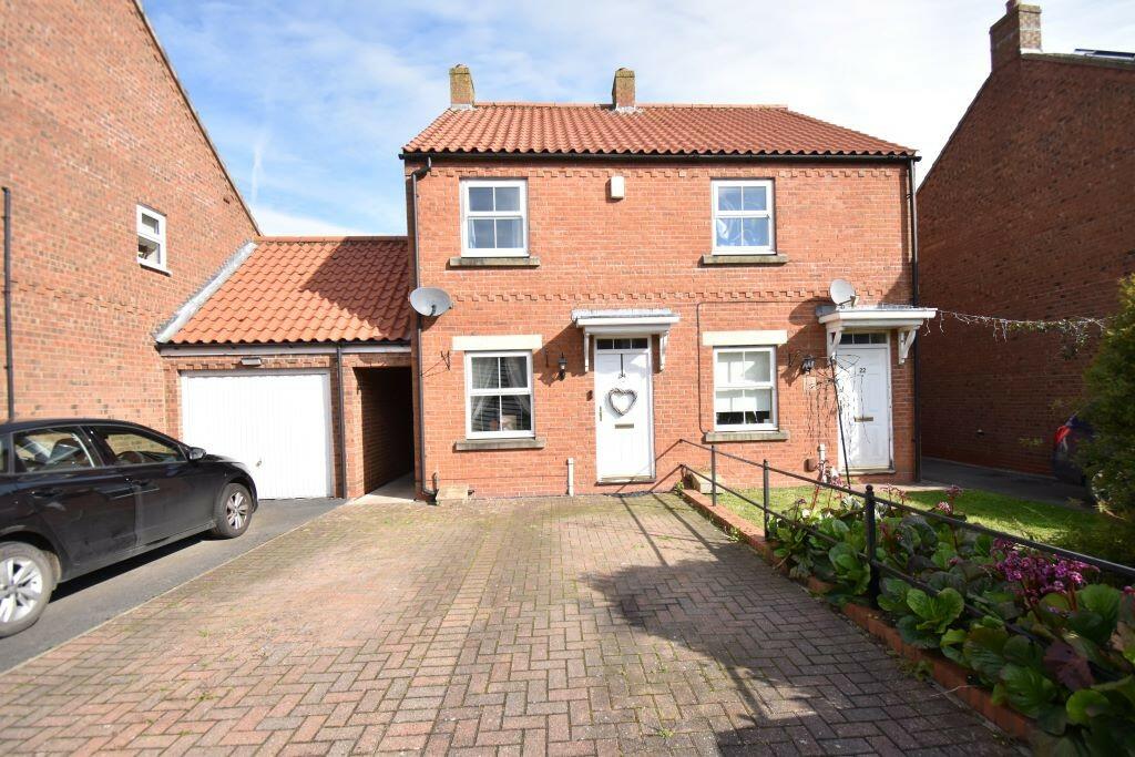 2 bedroom semidetached house for sale in Linen Way, Brompton