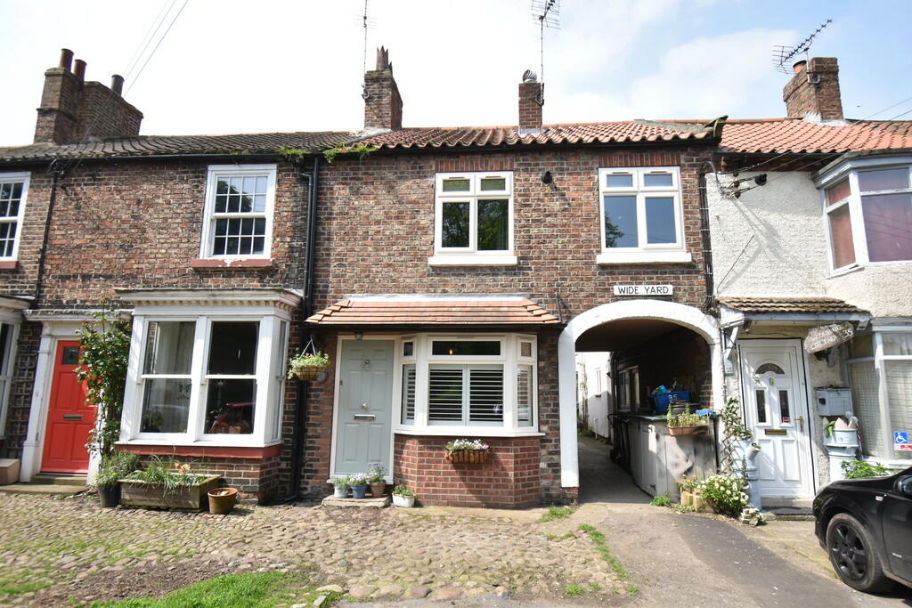 3 bedroom cottage for sale in Church View, Brompton, Northallerton, DL6