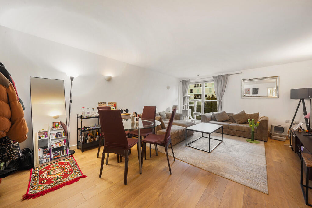 Main image of property: Michigan Building Biscayne Avenue London E14 9QT