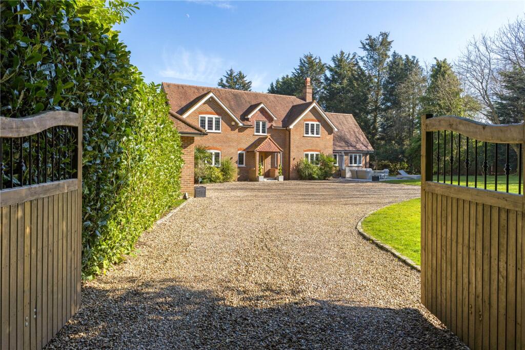 Main image of property: Tower Hill, Chipperfield, Kings Langley, Hertfordshire, WD4
