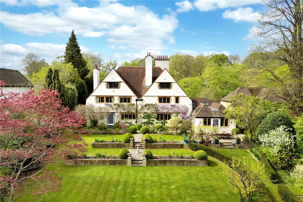 Main image of property: Shire Lane, Chorleywood, Rickmansworth, Hertfordshire, WD3