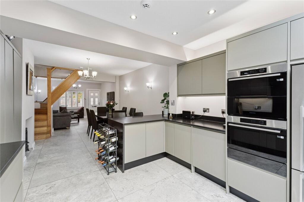 Main image of property: Harefield Road, Rickmansworth, Hertfordshire, WD3