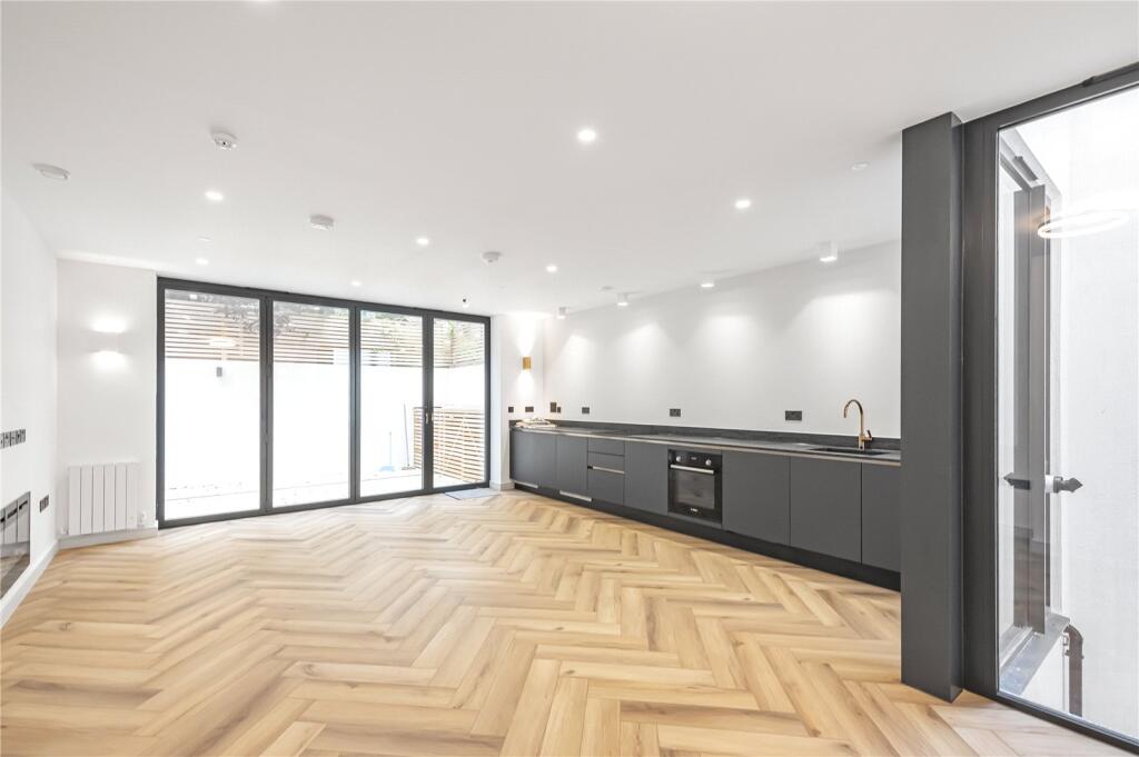 Main image of property: Wandsworth Bridge Road, London, SW6
