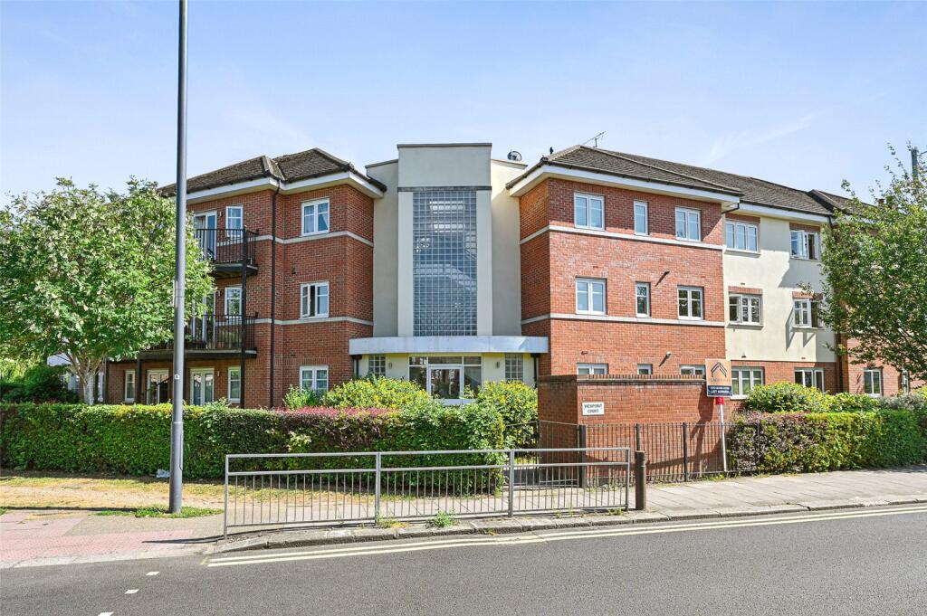 Main image of property: Viewpoint Court, Elm Park Road, Pinner, Middlesex, HA5