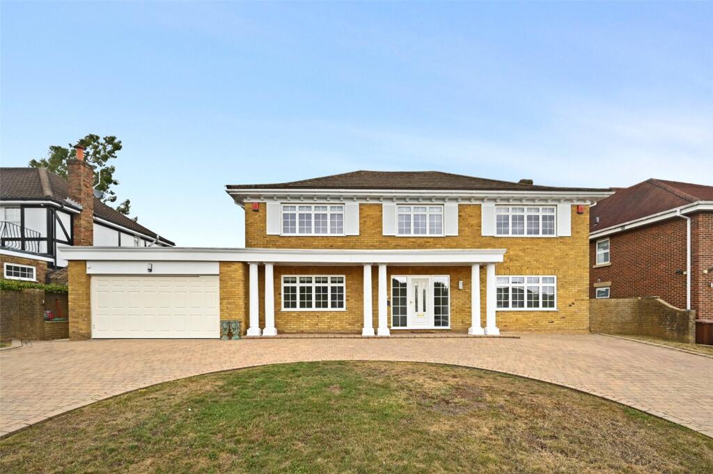 Main image of property: Lynwood Heights, Rickmansworth, Hertfordshire, WD3