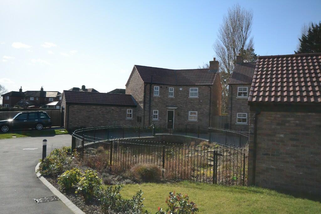 3 bedroom detached house for rent in Dunnington, York, YO19