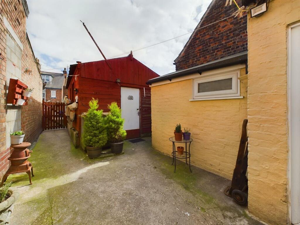 2 bedroom house for sale in Chapel Street, Flamborough, Bridlington, YO15