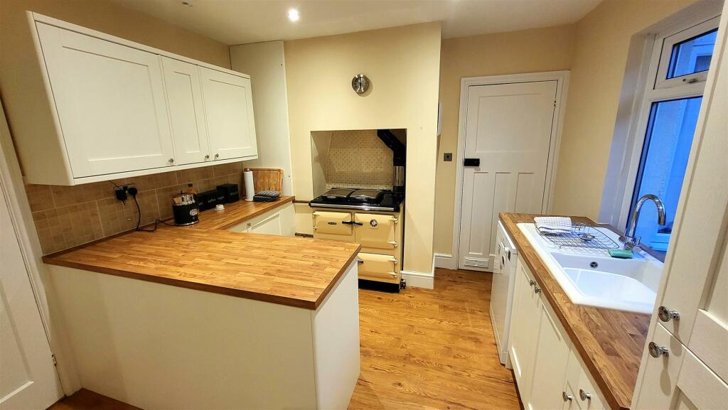 3 bedroom house for sale in Old Llanfair Road, Harlech, LL46