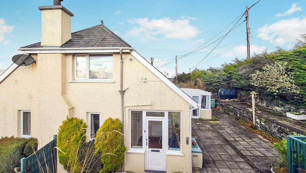 3 bedroom house for sale in Old Llanfair Road, Harlech, LL46