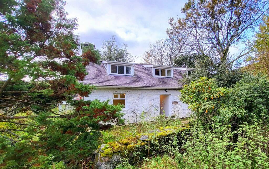 2 bedroom cottage for sale in Bontddu, Dolgellau, LL40