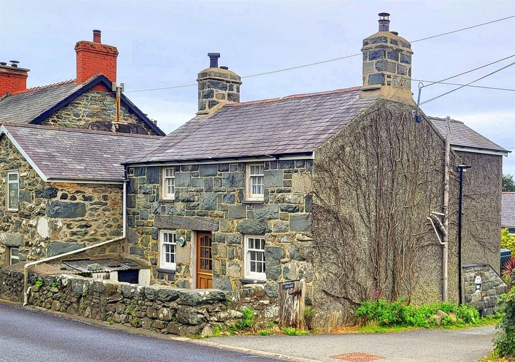 Main image of property: Dyffryn Ardudwy