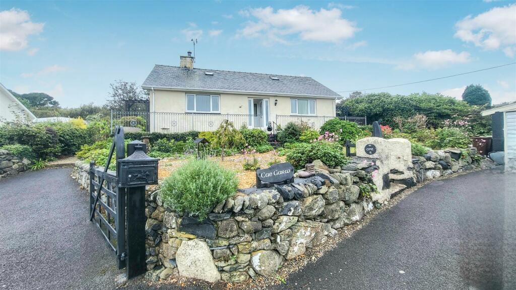 Main image of property: Cae Garw, Llanfair