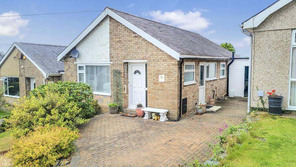 Main image of property: 32 LLwyn Ynn, Talybont