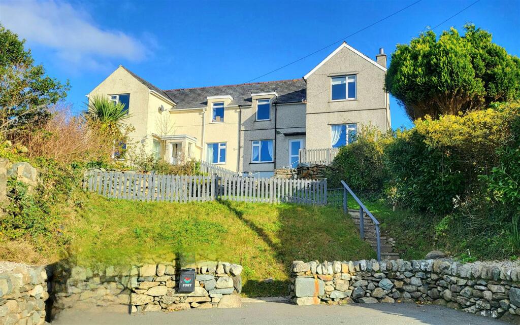 Main image of property: Bryn Derwen, Ffordd Uchglan, Llanfair, Harlech