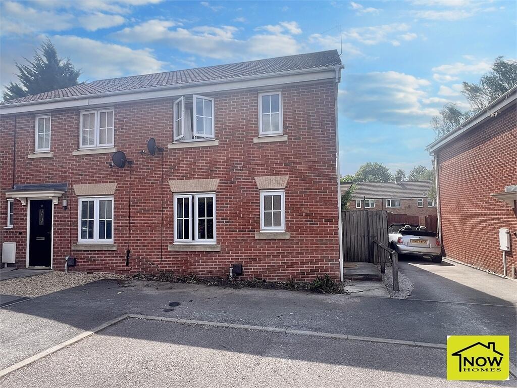 Main image of property: Read Close, Newark, 