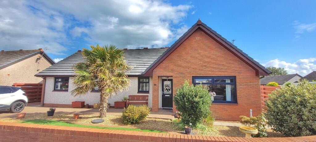 Main image of property: 8 Northfield Park Avenue, Annan, Dumfriesshire, DG12 5EX
