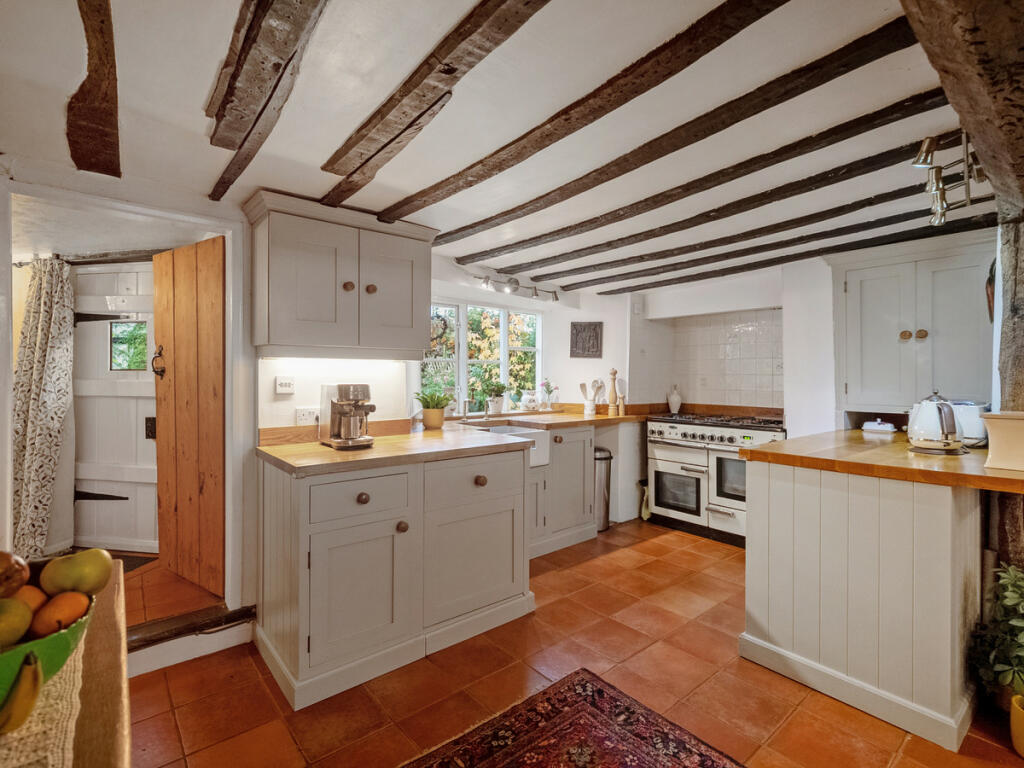 Additional property image - Warwick Road, Southam, Warwickshire CV47 0HN