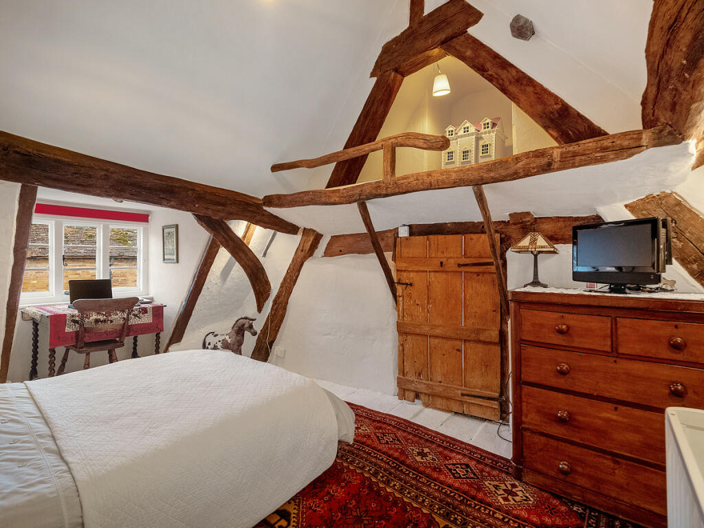 Additional property image - Warwick Road, Southam, Warwickshire CV47 0HN