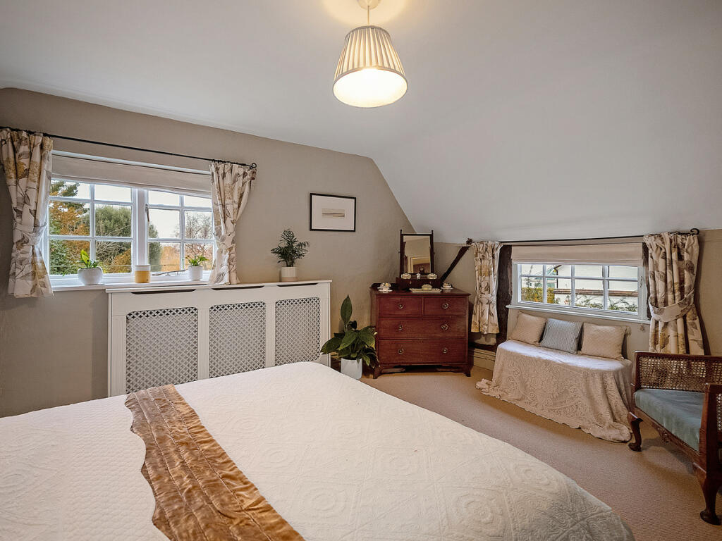 Additional property image - Warwick Road, Southam, Warwickshire CV47 0HN