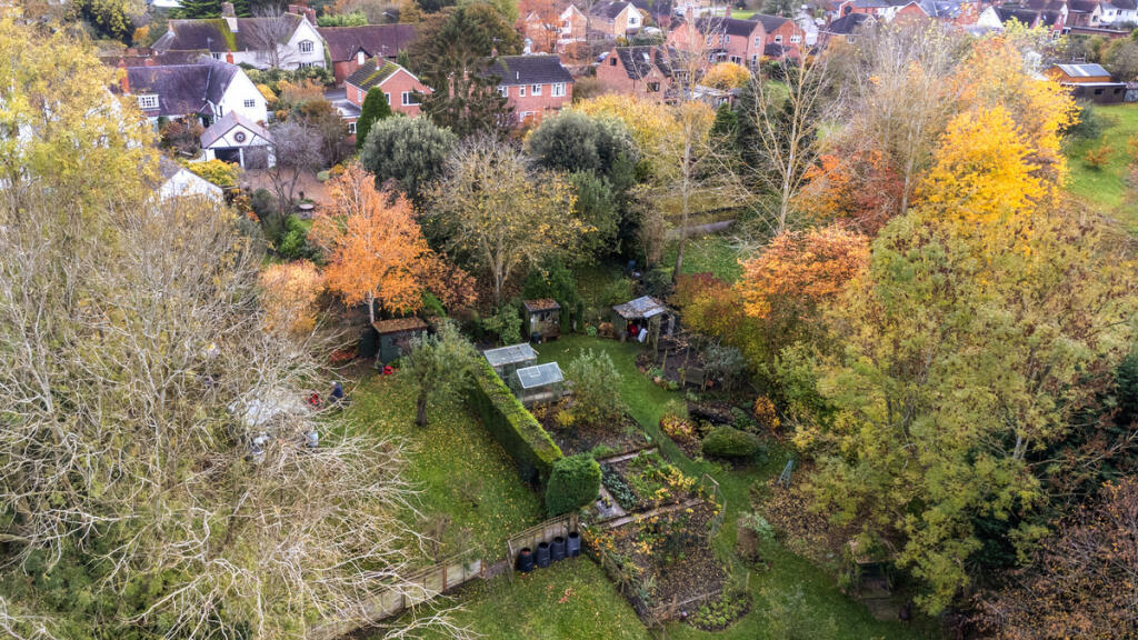 Additional property image - Warwick Road, Southam, Warwickshire CV47 0HN