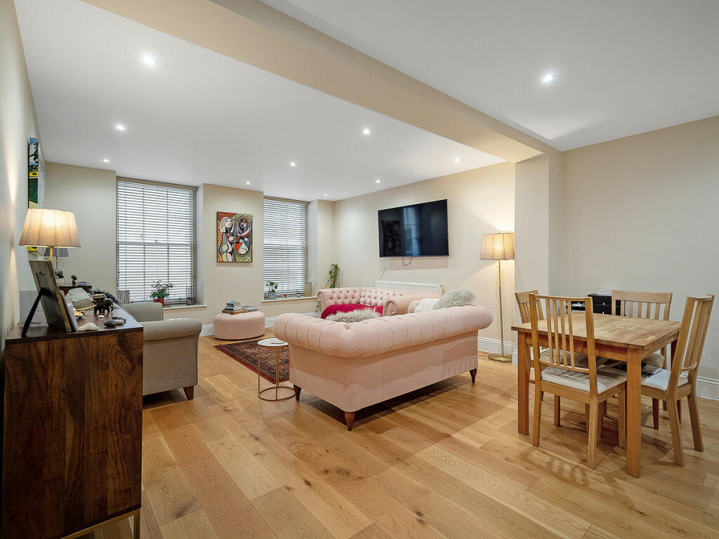 Additional property image - Newbold Terrace Leamington Spa, Warwickshire, CV32 4EG