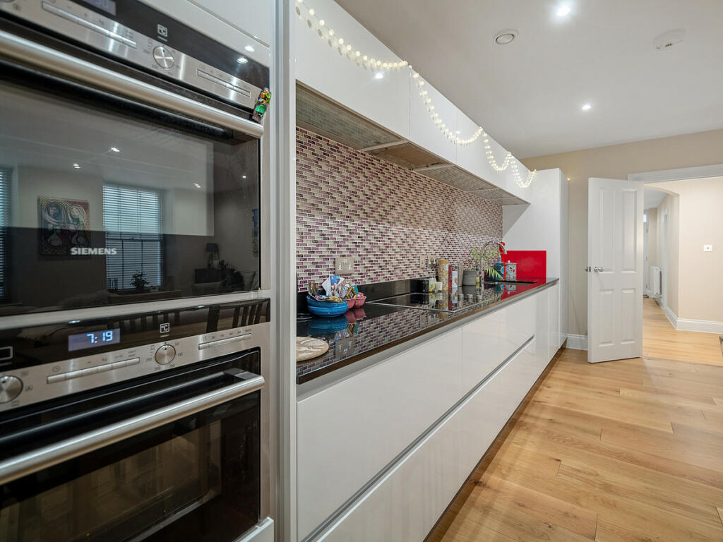 Additional property image - Newbold Terrace Leamington Spa, Warwickshire, CV32 4EG