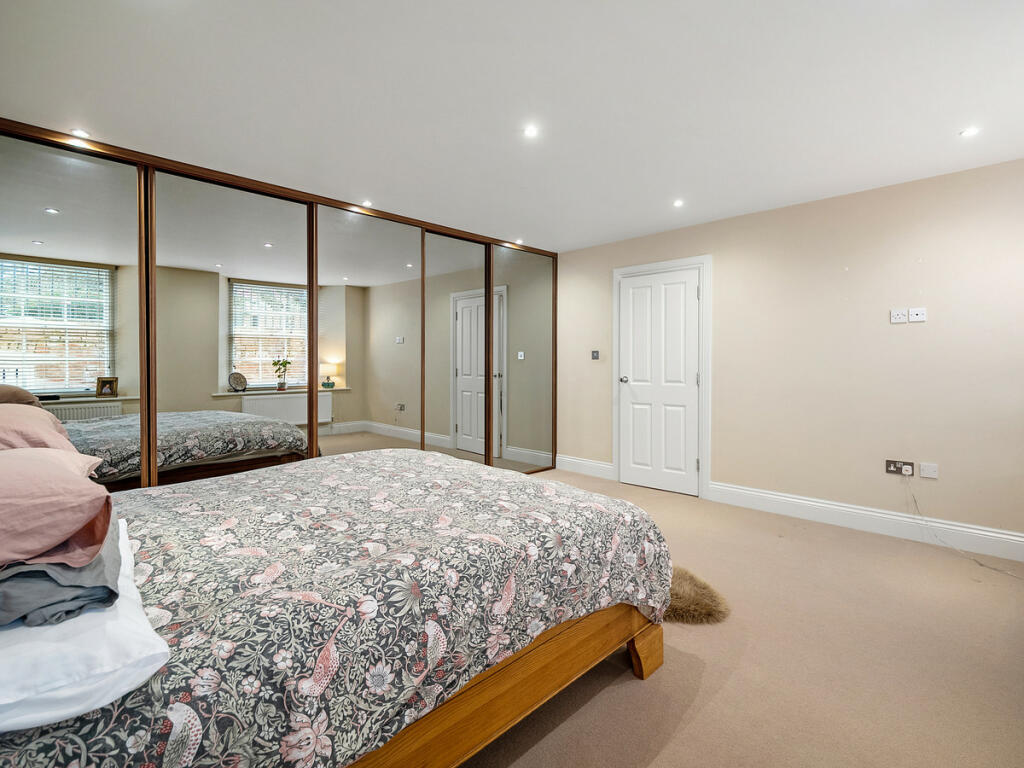 Additional property image - Newbold Terrace Leamington Spa, Warwickshire, CV32 4EG
