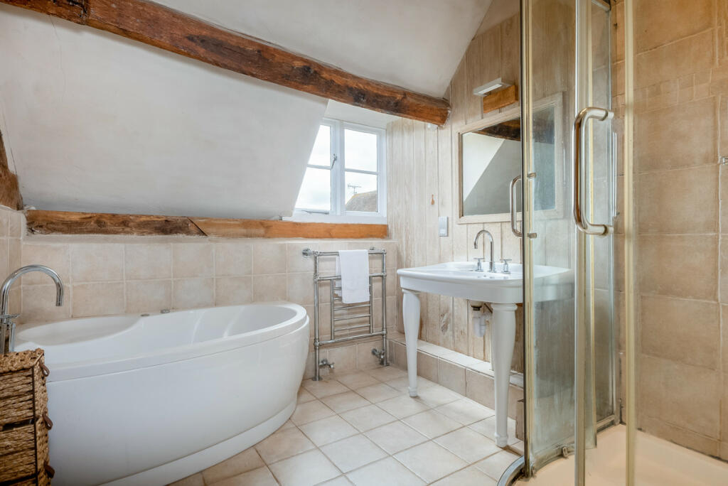 Additional property image - Fosse Way, Leamington Spa, Hunningham CV33 9EQ
