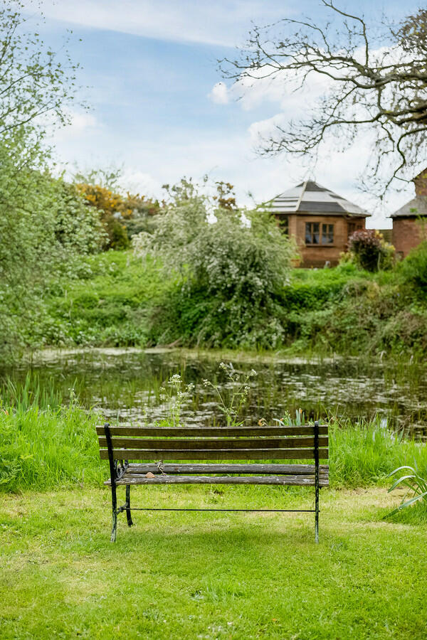 Additional property image - Fosse Way, Leamington Spa, Hunningham CV33 9EQ