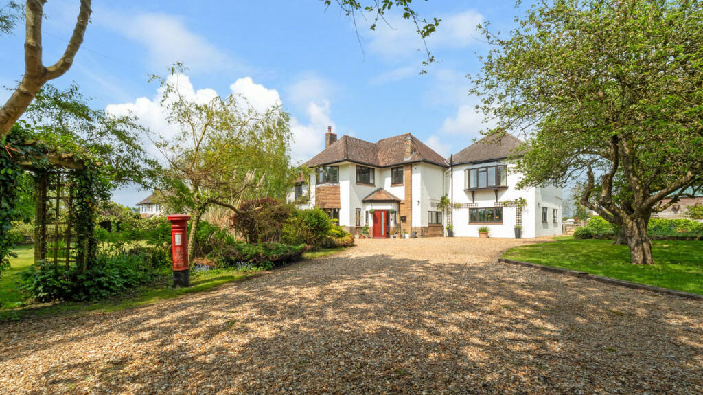 5 bedroom detached house for sale in Northend Southam, Warwickshire