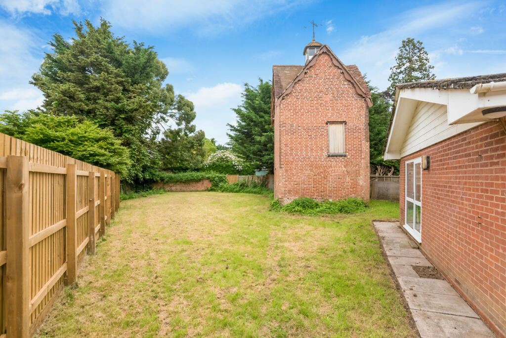 Additional property image - Church Lane Barford, Warwickshire, CV35 8ES