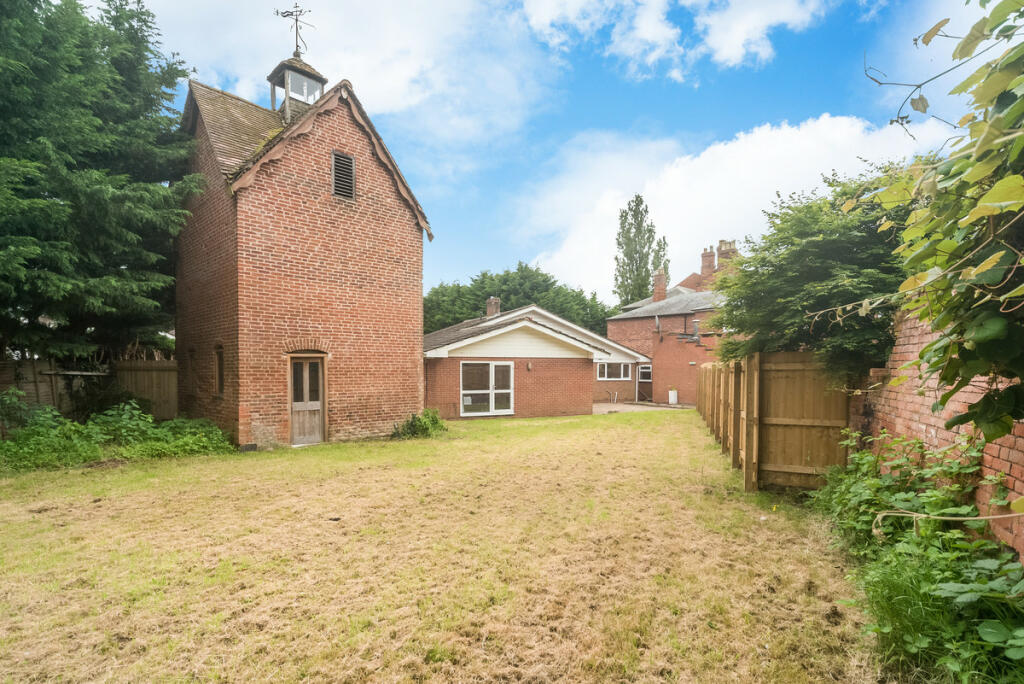 Additional property image - Church Lane Barford, Warwickshire, CV35 8ES