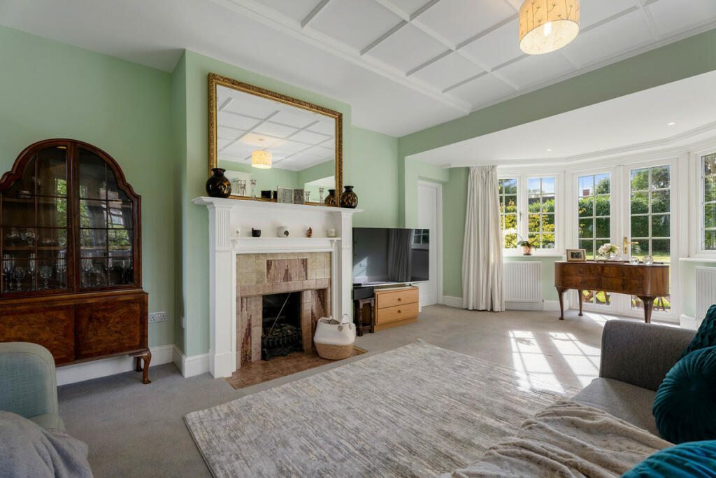 Additional property image - Southam Road, Leamington Spa, Radford Semele CV31 1TA