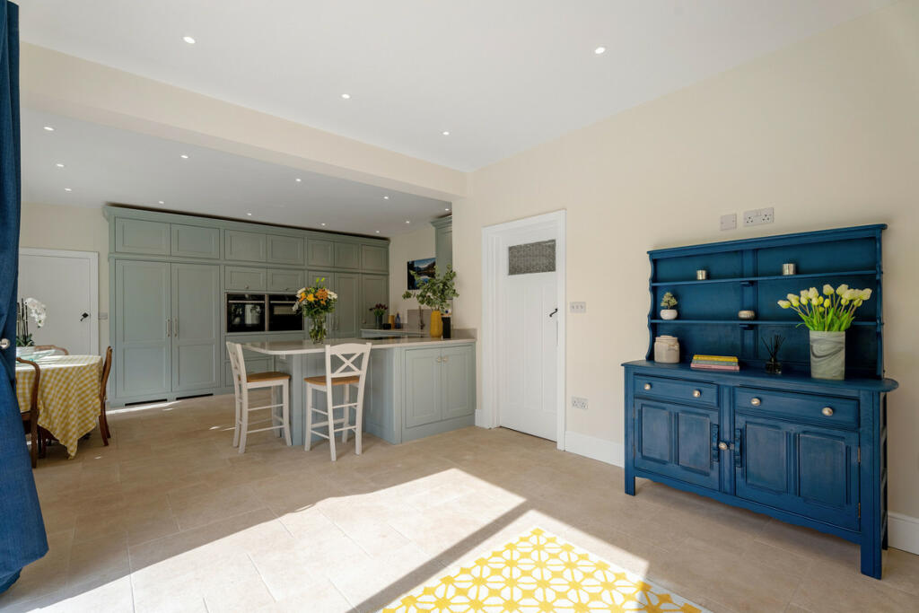 Additional property image - Southam Road, Leamington Spa, Radford Semele CV31 1TA