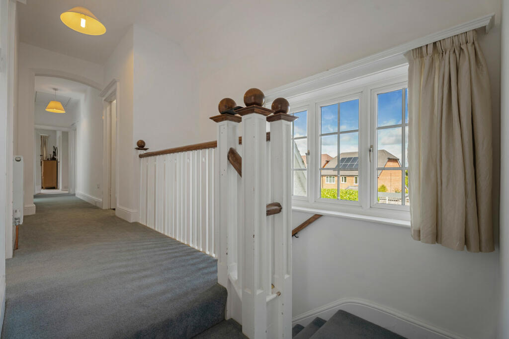 Additional property image - Southam Road, Leamington Spa, Radford Semele CV31 1TA