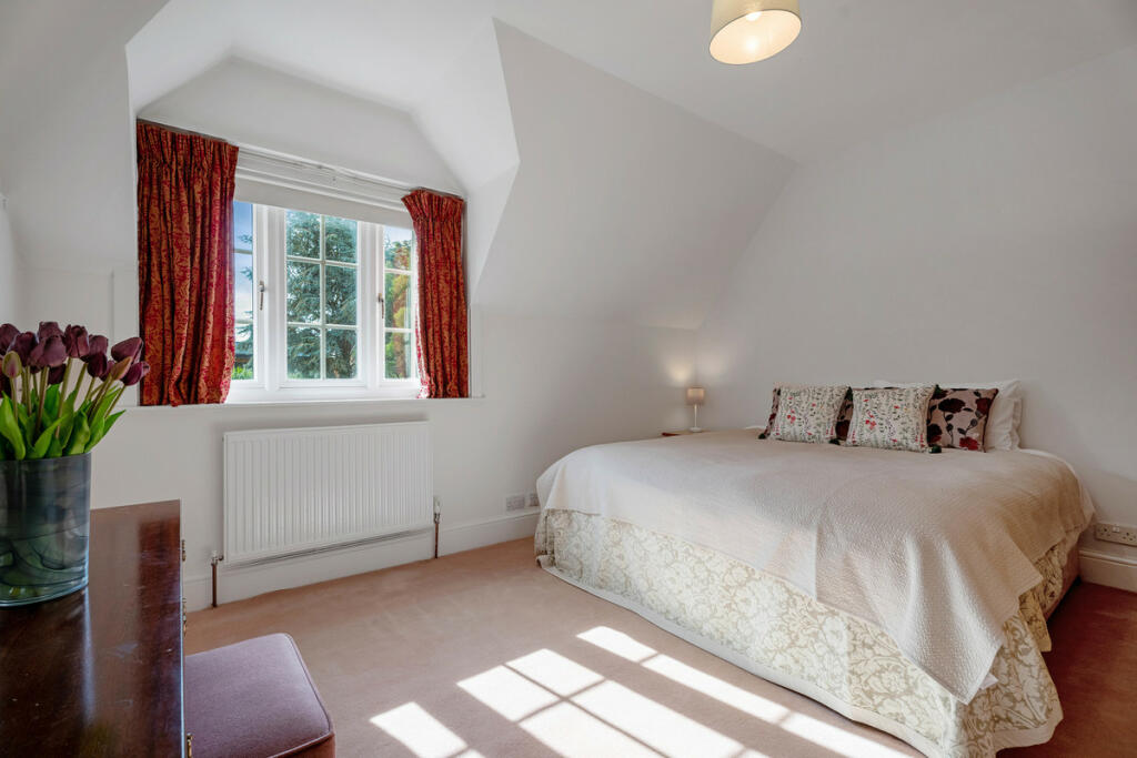 Additional property image - Southam Road, Leamington Spa, Radford Semele CV31 1TA
