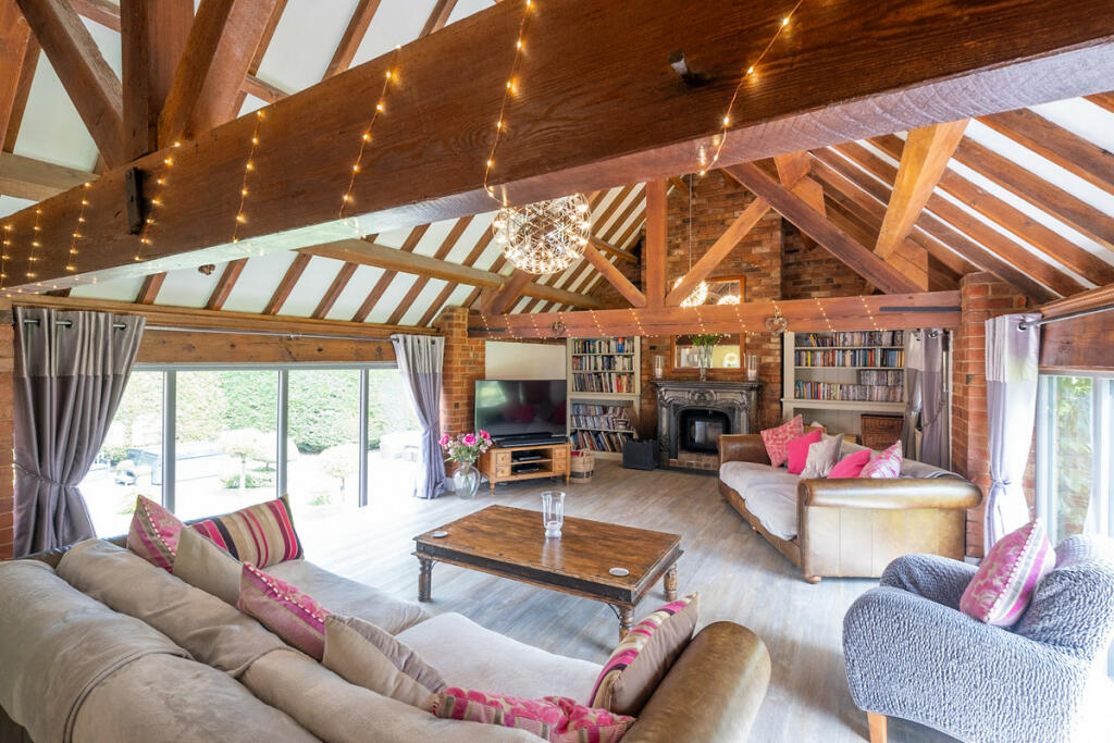Additional property image - Meer End Road, Kenilworth, Warwickshire CV8 1PW