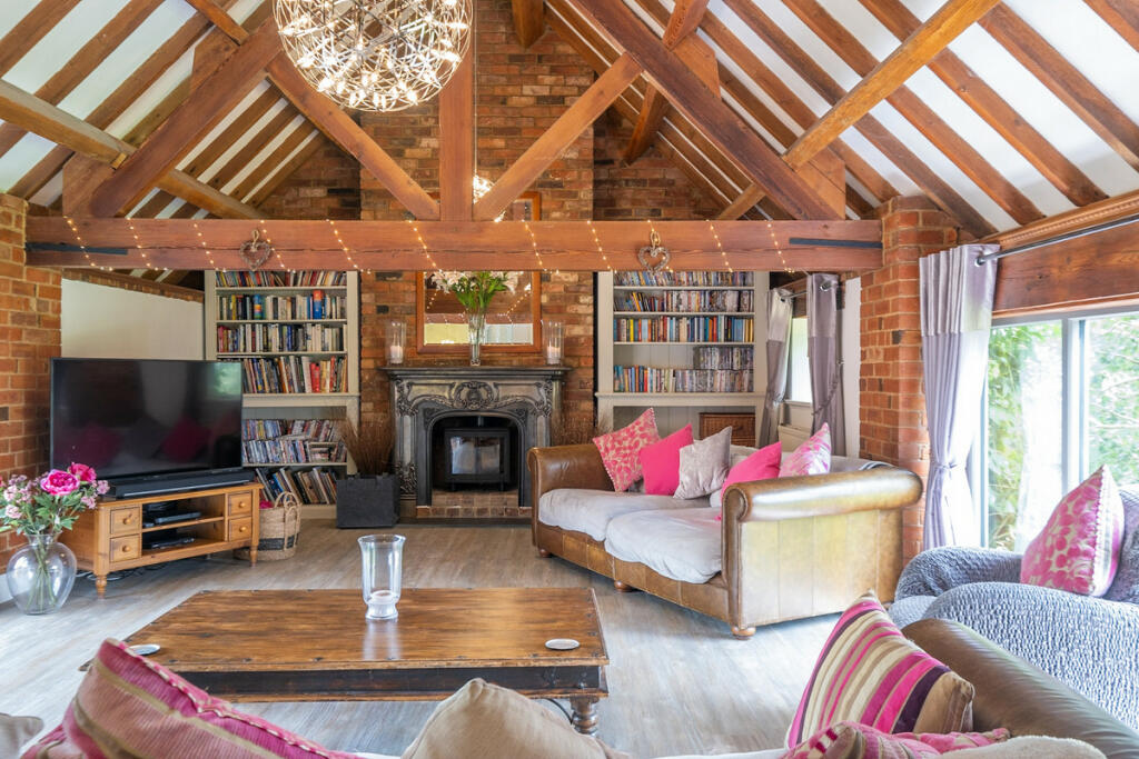 Additional property image - Meer End Road, Kenilworth, Warwickshire CV8 1PW