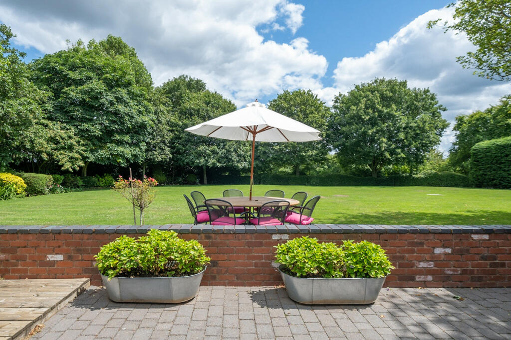 Additional property image - Meer End Road, Kenilworth, Warwickshire CV8 1PW